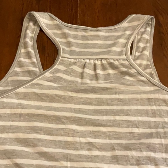 Most fun tank ever! Over a T or tank this is fabulous! Great colors & design. - Picture 6 of 6